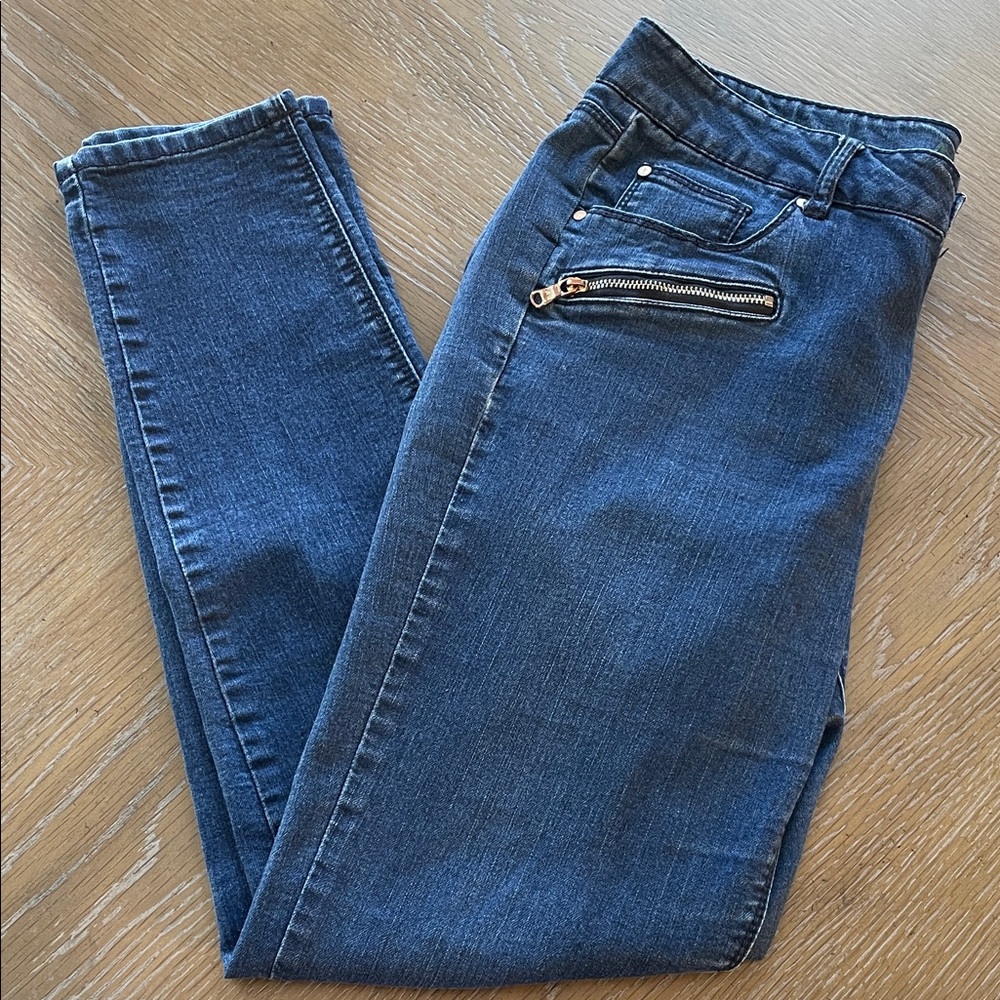 Apt. 9 Dark Denim Jeans with Zipper Details